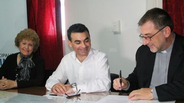 Refacción en dos salas velatorias y la creación de la Delegación Municipal Este