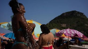 La ola de calor que vive Río de Janeiro está dejando temperaturas récord.
