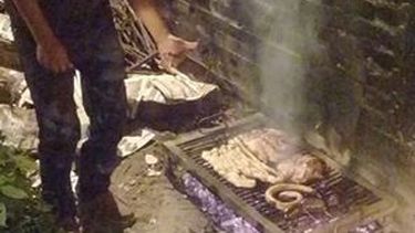 La historia del Grillo y la propina más grande del mundo llegó a los medios porteños: ¡escuchala!