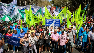 La CGT dijo que asistieron más de 3.000 personas a la marcha en San Juan