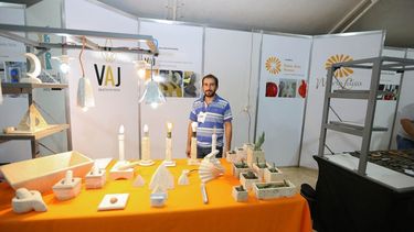 Feria de Artesanías: el artesano que ganó el 1º premio en 2017 ahora tiene marca propia