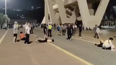 China: lo condenaron a muerte por atropellar a una multitud y asesinar a decenas de personas