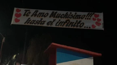 Esta es la historia detrás del pasacalle que trajo incógnitas en Angaco