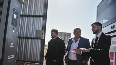 El ministro de Transporte de Buenos Aires se interiorizó sobre la utilización de energía limpia en la RedTulum