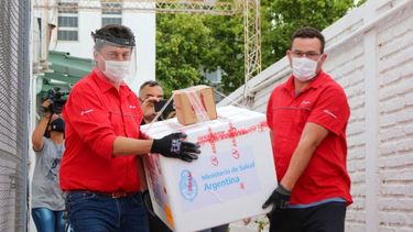Más vacunas: llegaron 2.250 dosis de Sputnik V a San Juan