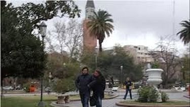 Lloviznas y frío para todo el sábado