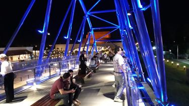 Un boom: los sanjuaninos ya disfrutan del Puente Cívico