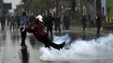 Saqueos y desmanes en Chile en la víspera al aniversario de los 50 años del golpe de Estado