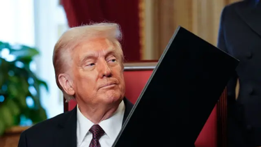 Donald Trump sancionó a Colombia por la decisión del presidente Gustavo Petro