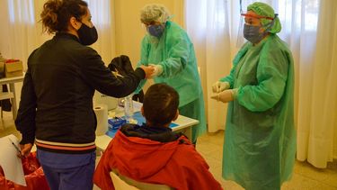 Iniciaron los hisopados en los geriátricos públicos y privados de San Juan