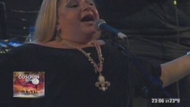Claudia Pirán brilló en el escenario de Cosquin
