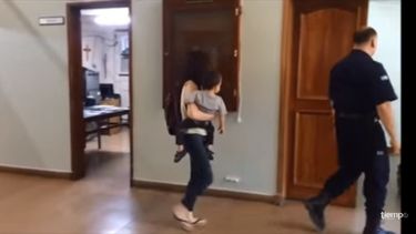 El nene entregado en Tribunales quedó, por ahora, con sus tíos