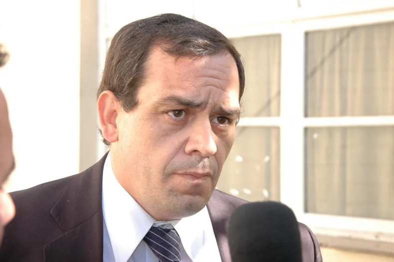 Rolando Lozano. Rolando Lozano.