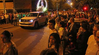 Una multitud manifestó su fe en la procesión a la Inmaculada Concepción