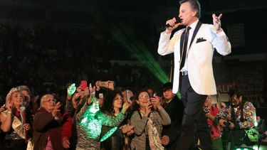 Palito Ortega la descosió con sus clásicos en el Cantoni