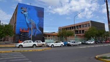 Un gigante en la ciudad: así avanza el primer mural 3D de San Juan