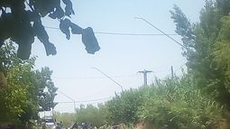 Vecinos de Pocito cortaron la calle por falta de luz y agua