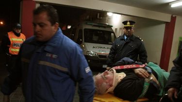 Monseñor Lozano está siendo sometido a estudios médicos en el hospital Rawson