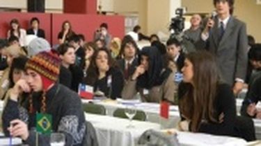 Más de 120 jóvenes participaron del simulacro de la ONU