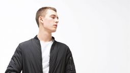 ¿Te atreves con las sudaderas y chubasqueros largos