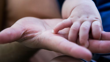 El bebé sanjuanino Juan Valentín ya tiene familia que lo cuide y es monoparental