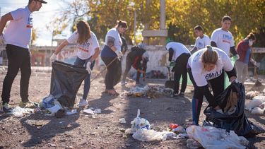 Basura challenge en Concepción, de la mano de los jóvenes de Baistrocchi