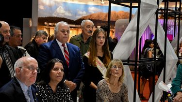 Día de San Juan en la Feria del Libro. Don Buena y Malvinas, las estrellas
