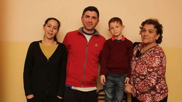 Se tragó una pila, le hicieron mala práctica médica y se salvó de milagro