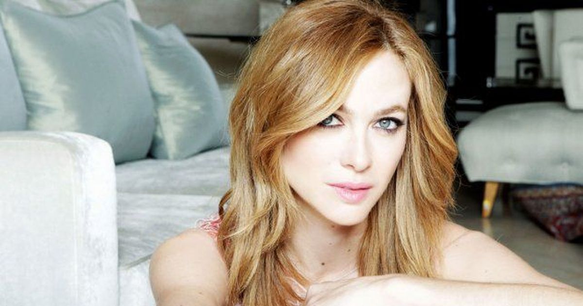 Ella Celebr Al Desnudo Con Sus Seguidores ella-celebr-al-desnudo-con-sus-seguidores