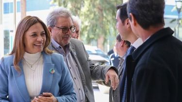 La vice de La Rioja, Teresa Madera, con legisladores sanjuaninos. La vice de La Rioja, Teresa Madera, con legisladores sanjuaninos.
