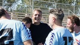 Un intendente sanjuanino se jugó un fulbito con Sergio Massa Un intendente sanjuanino se jugó un fulbito con Sergio Massa