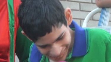 Sergio cumplió 18 años y necesita más ayuda que nunca