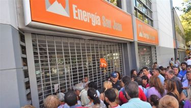 Indignación en las redes por la baja de tensión y corte de luz en algunas zonas