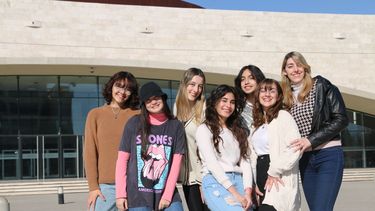 Las sanjuaninas que explotan en las redes con su Kpop en distintos puntos turísticos