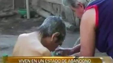 Tiene a su marido postrado hace 7 años y pide ayuda: Necesitamos un techo