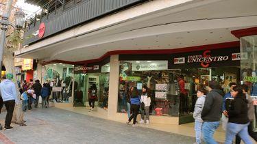 El INADI salió al cruce de la galería que no deja entrar adolescentes por una supuesta ola de robos