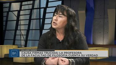 Rompió el silencio la docente acusada de falsificar firmas en Filosofía