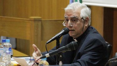 Lozano disertó en Roma sobre la problemática de las adicciones