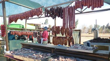 Fiesta del Carneo: Costumbres y sabores en un día soleado