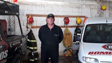 La increíble historia del bombero más experimentado que existe en San Juan