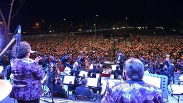 Seguí en vivo una nueva noche de la Fiesta Nacional del Sol