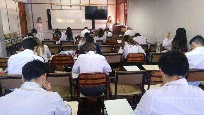 San Juan analiza eliminar la figura del repitente en secundaria