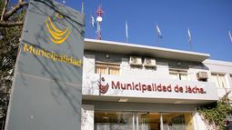 No dan abasto: la gente pide ayuda hasta en los municipios para pagar la luz