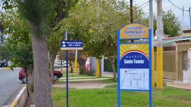 Barrios de Santa Lucía lucirán nueva cartelería