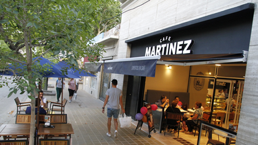 Los cafés sanjuaninos abrirán dos horas tarde por el Mundial Qatar 2022