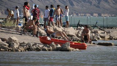 Estalló el verano en el Dique de Ullum