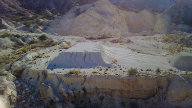 Zonda: se perdió en un cerro; piden no separarse