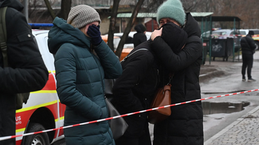 Ucrania denunció que un ataque ruso con misiles en Kiev dejó 7 muertos y al menos 11 heridos, este lunes.
