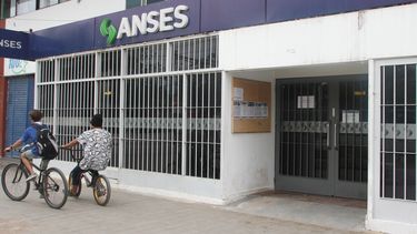 Por el paro bancario programado, adelantan la fecha de pago a jubilados y pensionados