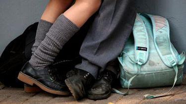 Bajó la edad del debut sexual en San Juan: de los 16 a los 14 años